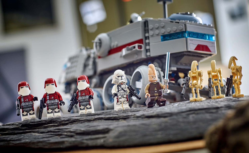 LEGO Star Wars 75413 Republic Juggernaut