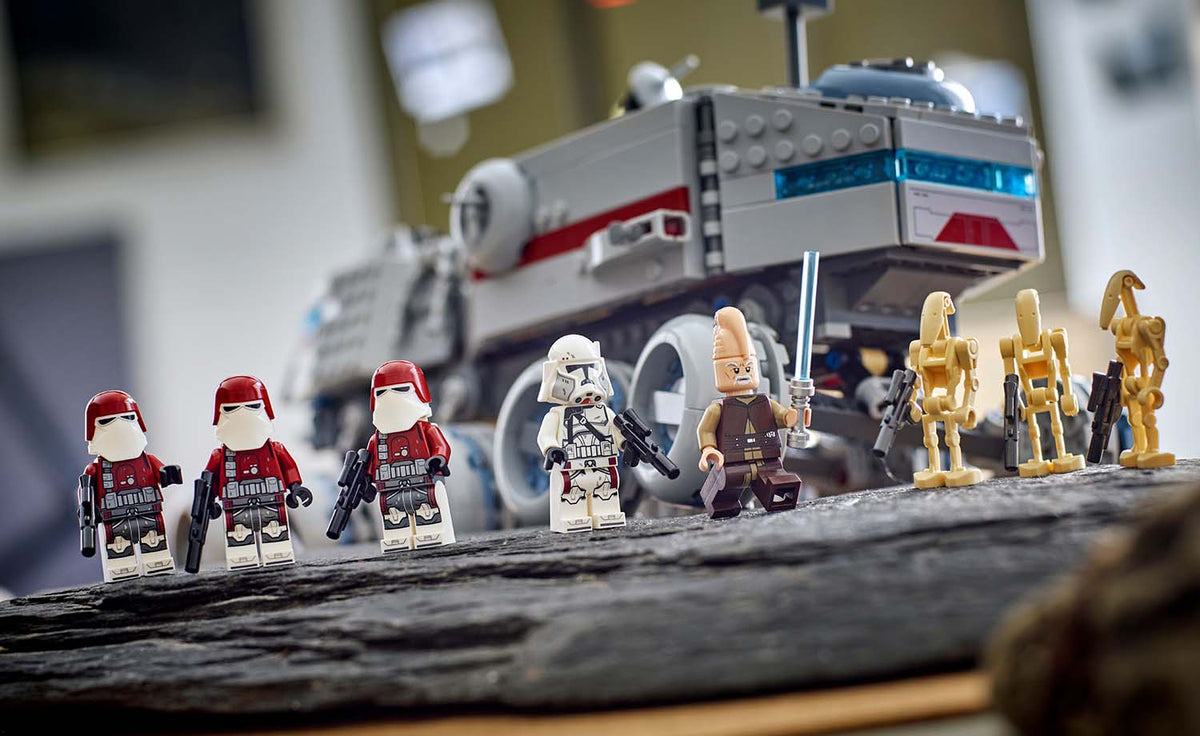 LEGO Star Wars 75413 Republic Juggernaut