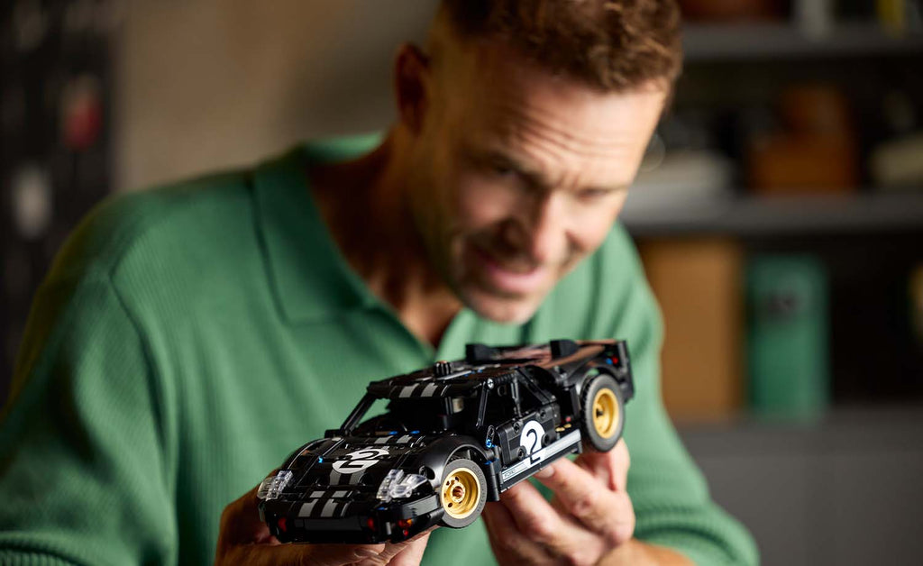 LEGO Technic 42223 1966 Ford GT40 MKII Race Car