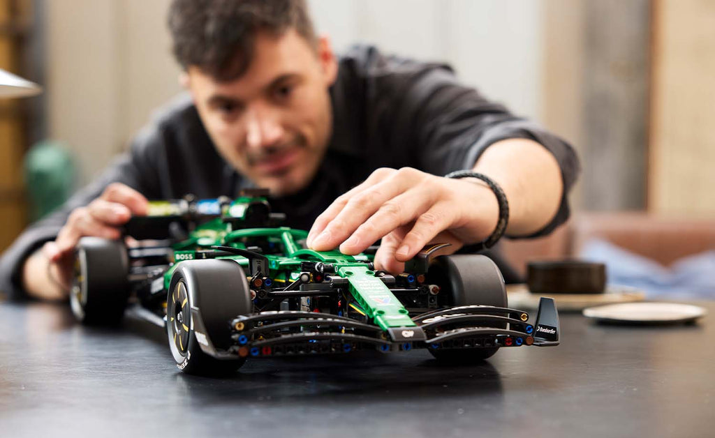 LEGO 42240 Technic Aston Martin Aramco AMR25 F1 Car