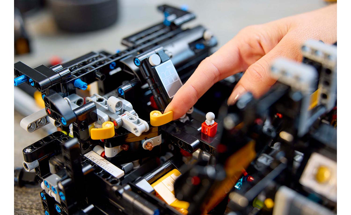 LEGO Technic 42172 McLaren P1