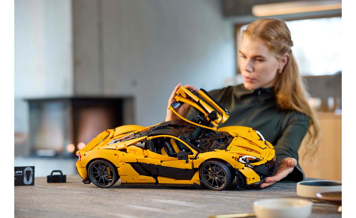 LEGO Technic 42172 McLaren P1