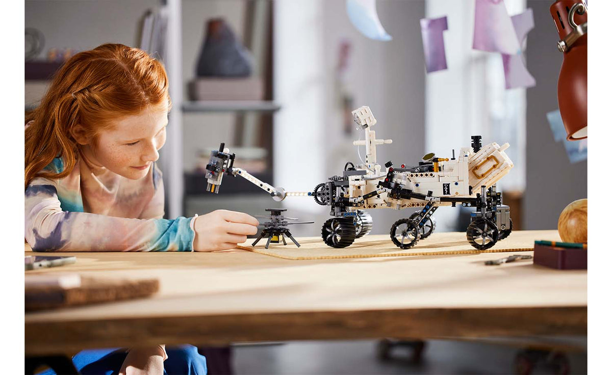 LEGO Technic 42158 NASA Mars Rover Perseverance