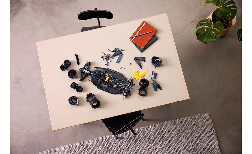 LEGO 42206 Technic Oracle Red Bull Racing RB20 F1 Car