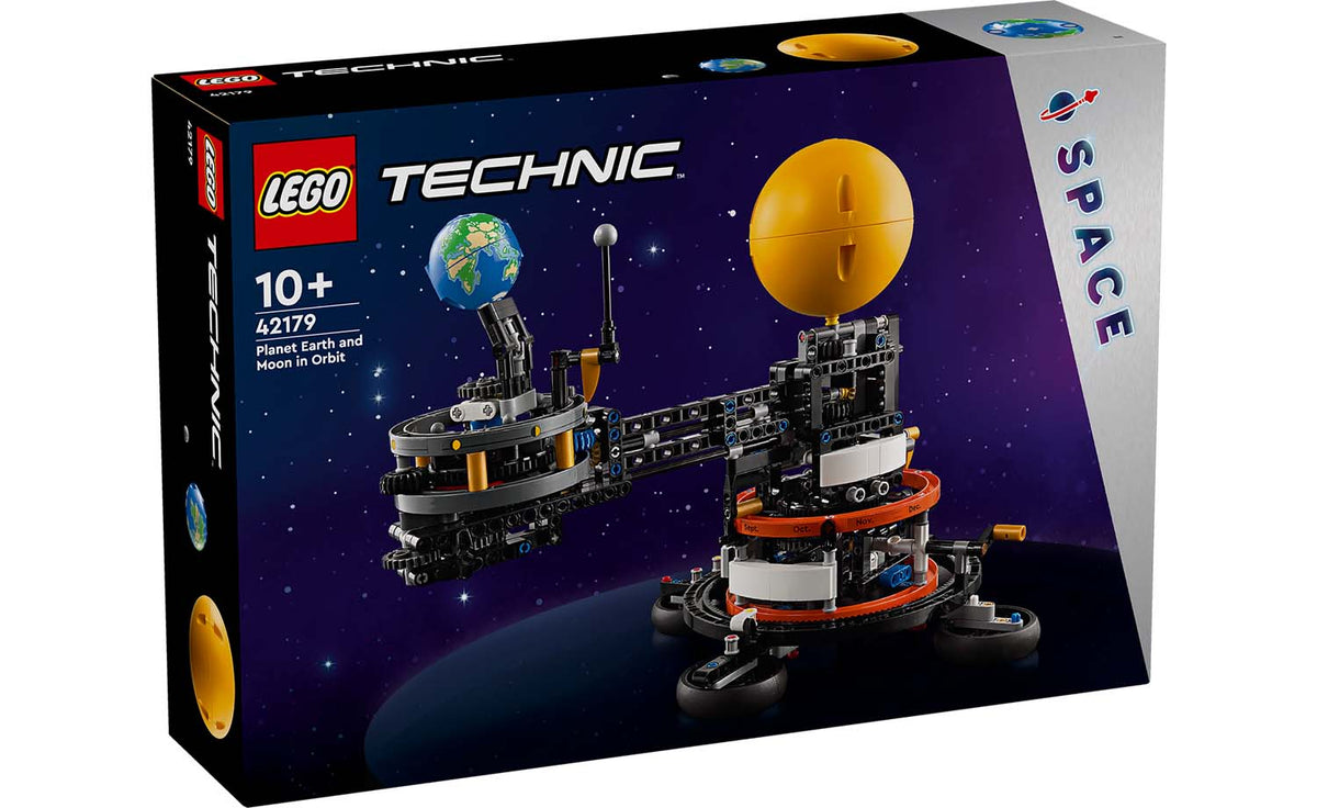 LEGO Technic 42179 Planet Earth and Moon in Orbit
