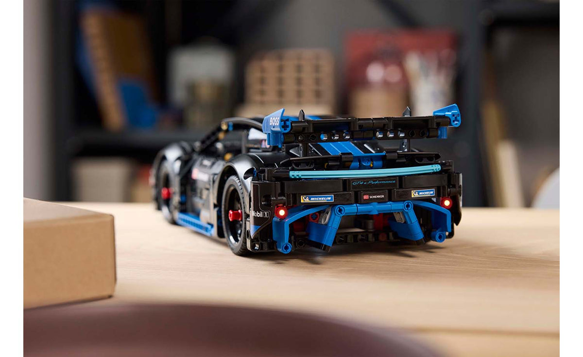 LEGO Technic 42176 Porsche GT4 e-Performance Race Car