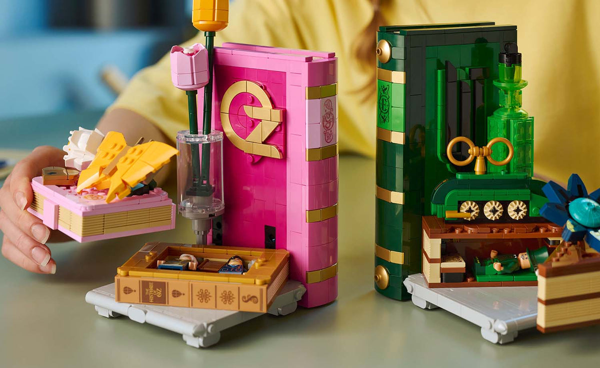 LEGO Wicked 75691 Glinda & Elphaba Bookends